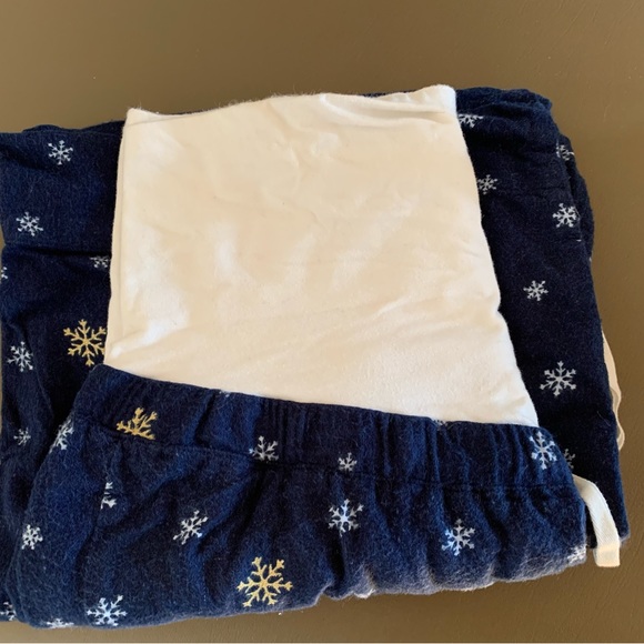 Gap flannel maternity pajama bottoms - Picture 3 of 3